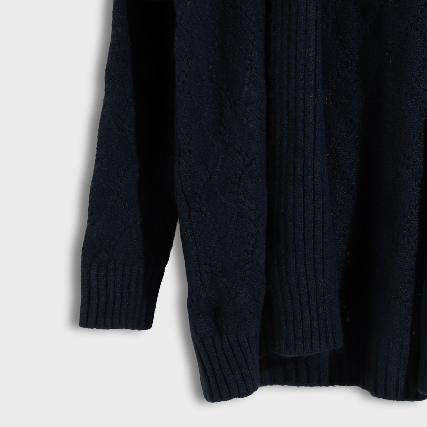 Women’s Knitted Cardigan