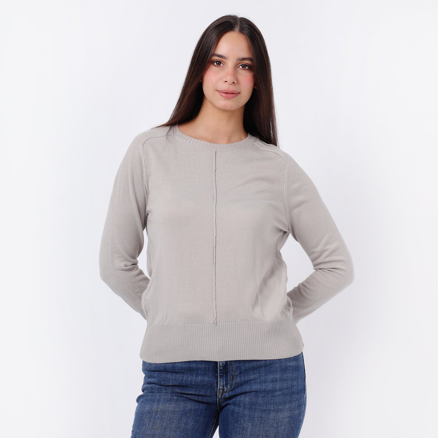 Women’s Long Sleeves Knitted Sweater