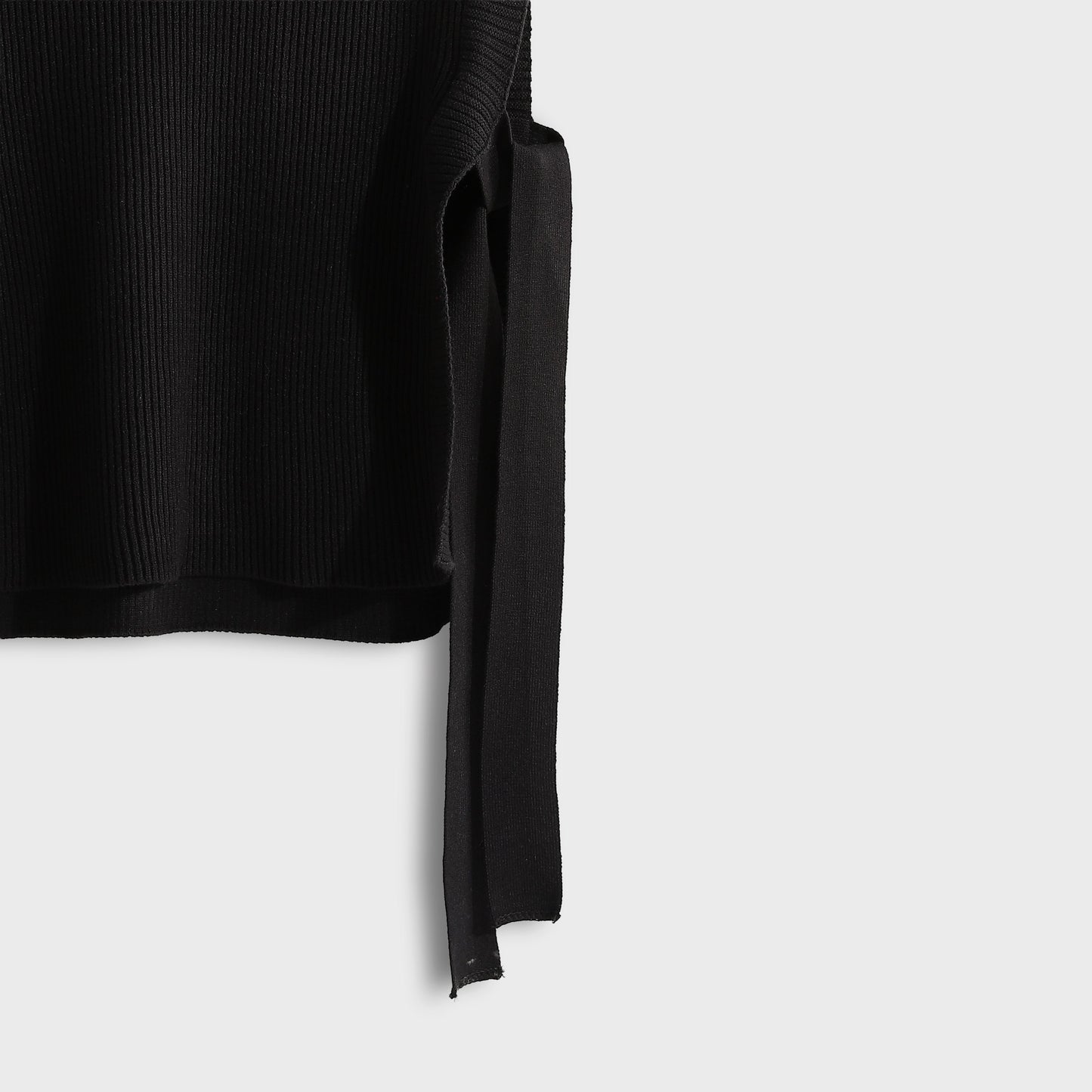 Women’s Knitted Vest