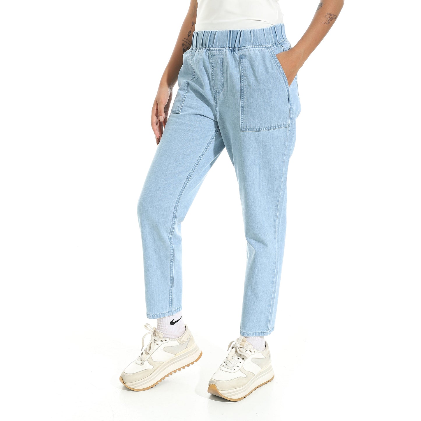 Women's Barrel Jeans