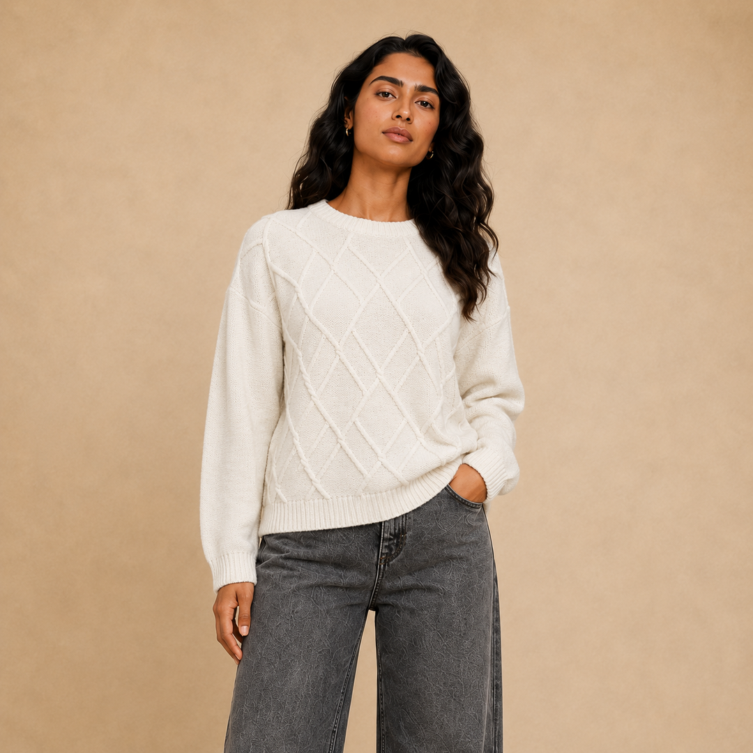 Women geometric knit crew neck pullover in CREAM - Item 26152114