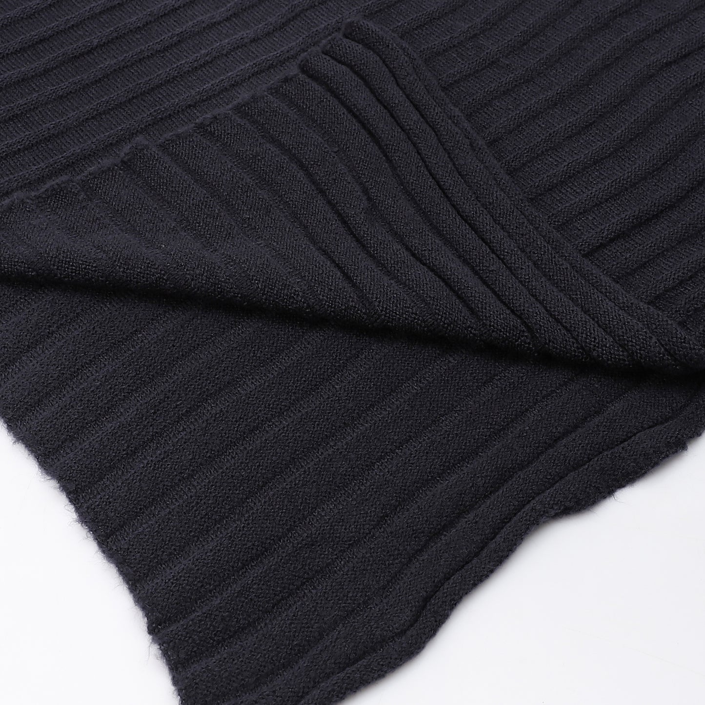 Women’s Knitted Scarf