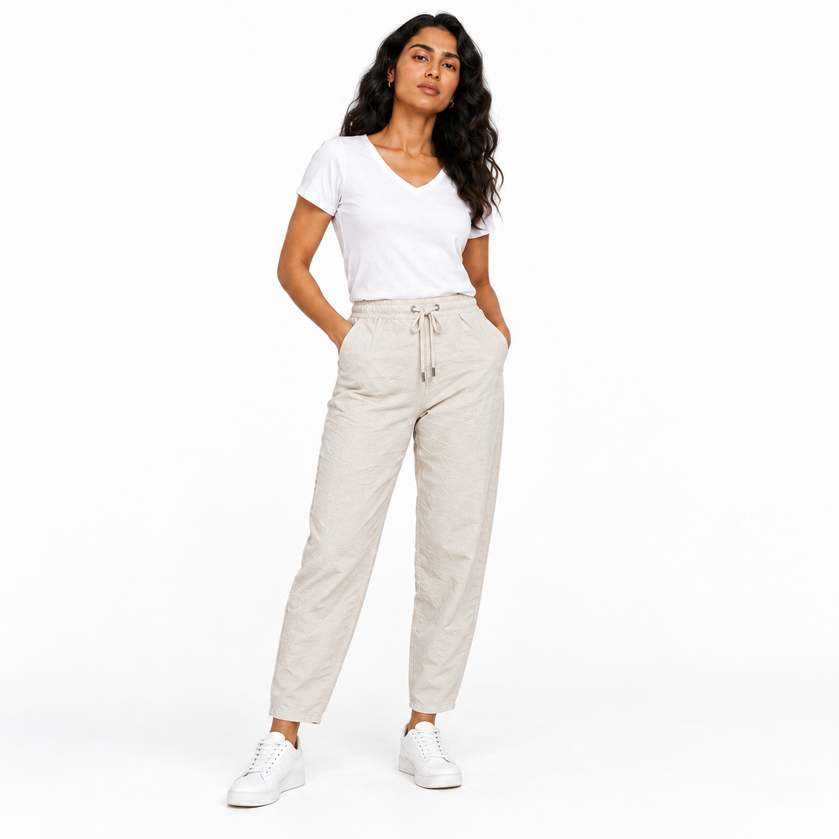 Women's beige drawstring pants 26422101 on model