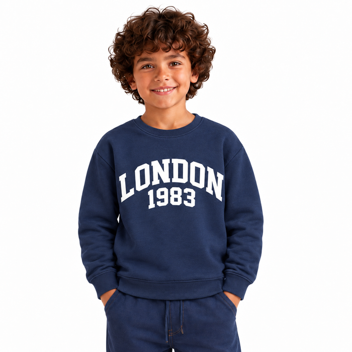 Boys' London Graphic Crewneck Sweatshirt | 26612306 - NAVY model image