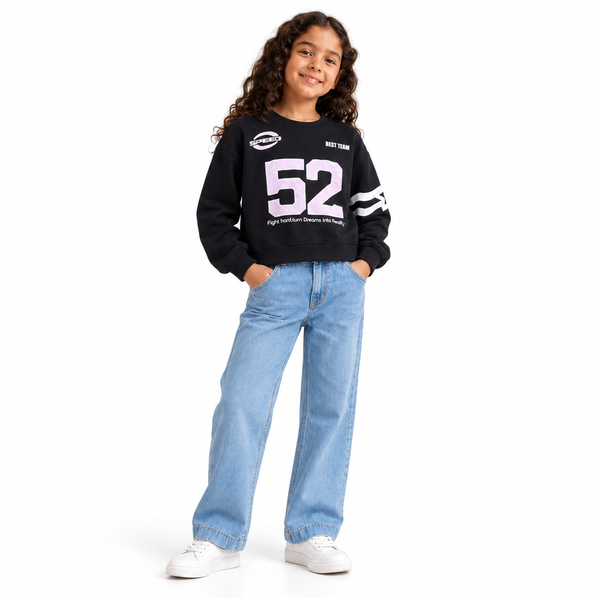 Girls' black 52 graphic sweatshirt 26992347 on model