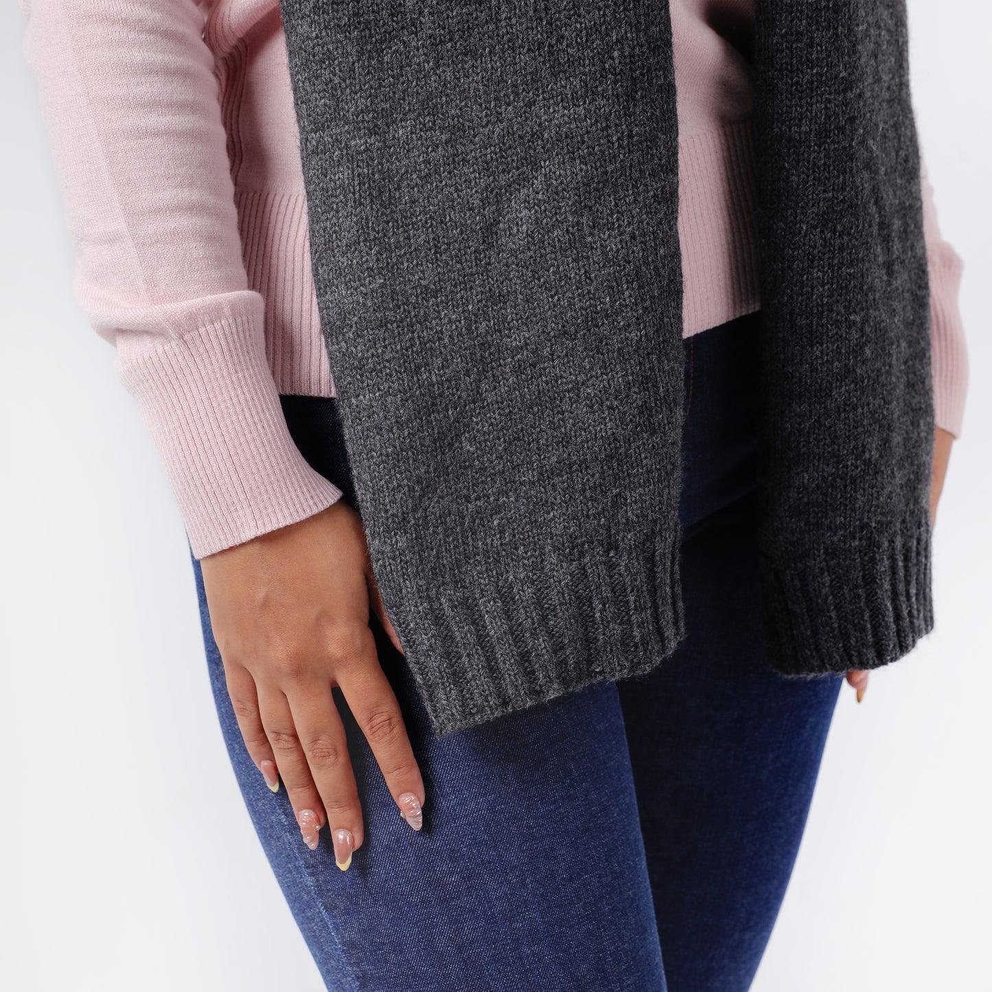 Women’s Knitted Scarf