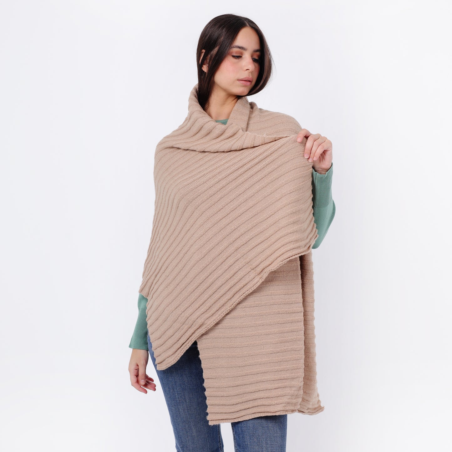 Women’s Knitted Scarf