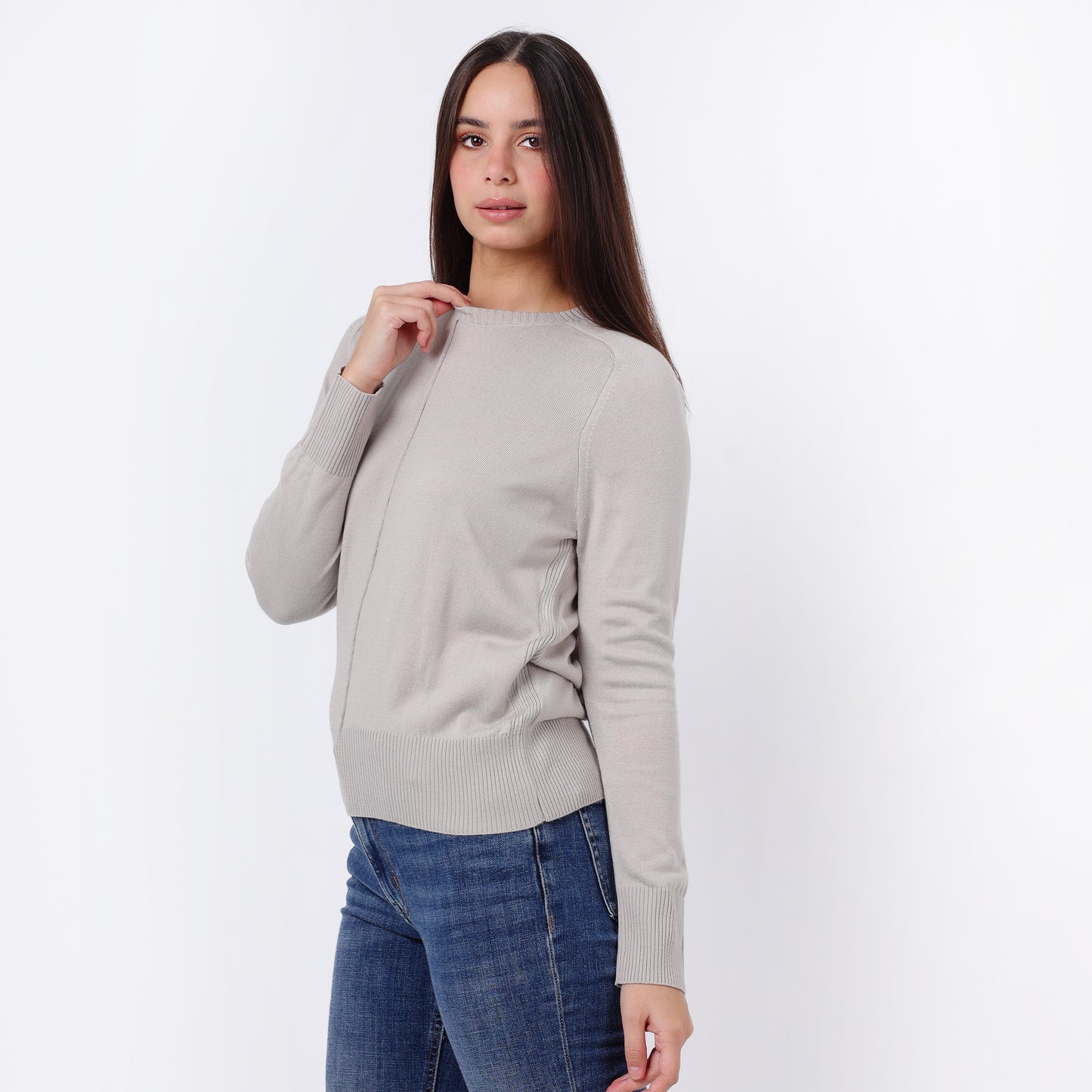 Women’s Long Sleeves Knitted  Sweater