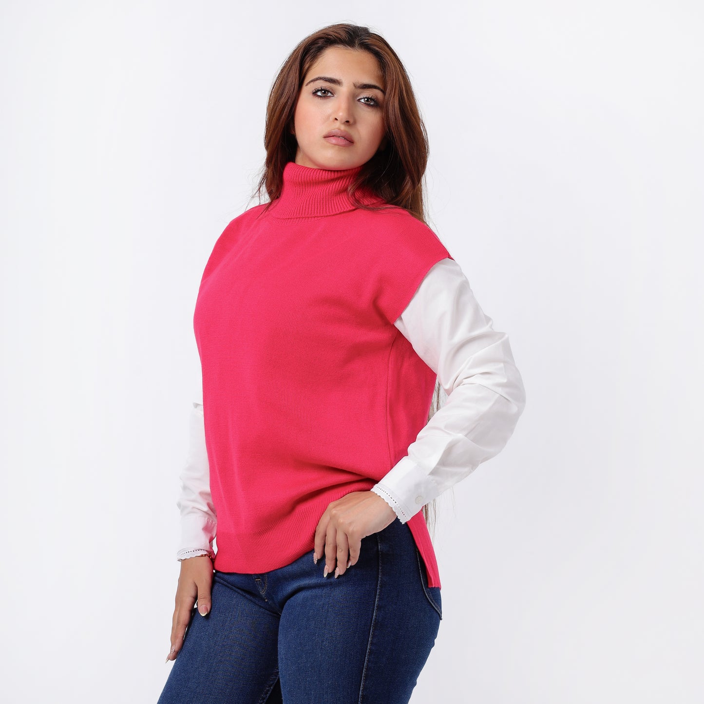 Women’s Sleeveless Knitted Turtleneck Sweater
