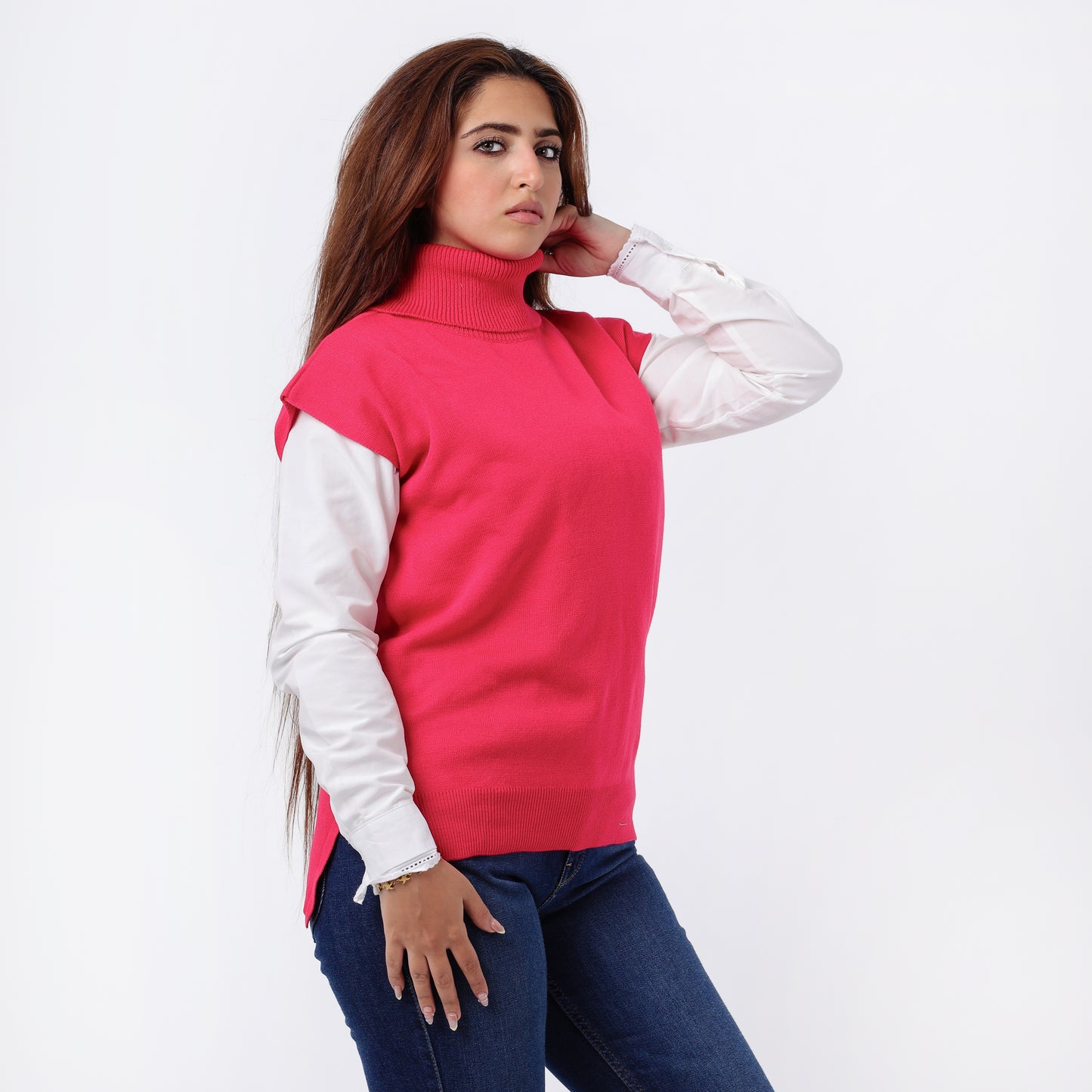Women’s Sleeveless Knitted Turtleneck Sweater