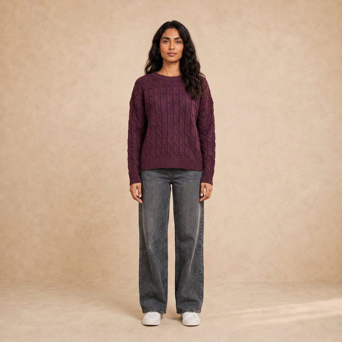Women cable knit crew neck pullover in dark red - 26152102